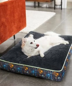 STAR WARS THE MANDALORIAN GROGU Pillow Cat & Dog Bed