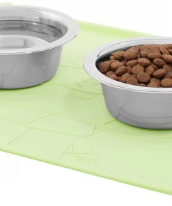STAR WARS THE MANDALORIAN GROGU Nom Nom Silicone Dog & Cat Food Mat -STAR WARS Shop 291446 PT4. SY630 V1633978735