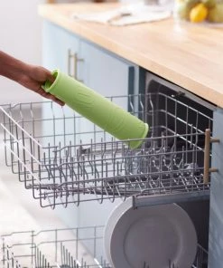 STAR WARS THE MANDALORIAN GROGU Nom Nom Silicone Dog & Cat Food Mat -STAR WARS Shop 291446 PT6. SY630 V1633979818