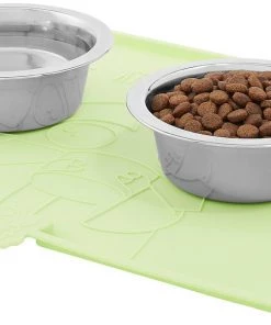 STAR WARS THE MANDALORIAN GROGU Snack Silicone Dog & Cat Food Mat -STAR WARS Shop 291448 PT4. SY630 V1633978903
